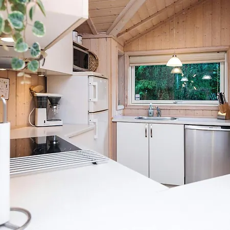 8 Person In Ebeltoft-by Traum *