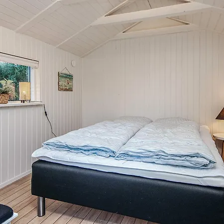 4 Star Holiday Home In Ebeltoft Ebeltoft